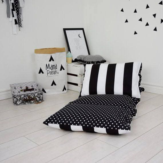 مرتبة ارضيه قابلة للطي